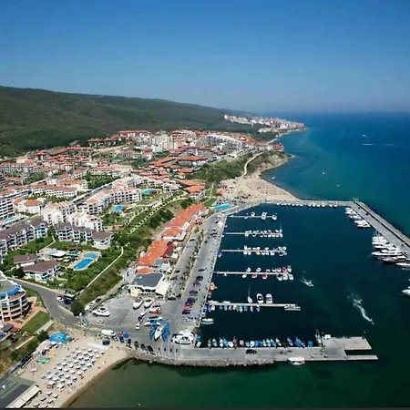 شقة Flat near the sea سفيتي فلاس